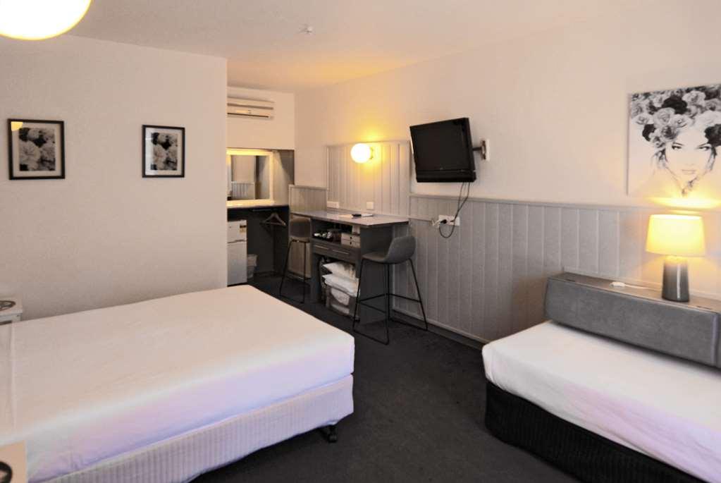 Commodore Motor Inn Albury Camera foto